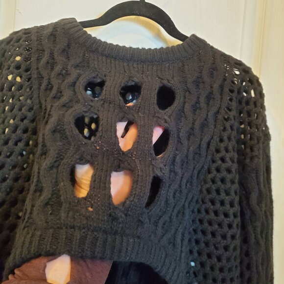 NWT Make a Bold Statement with this Unique Open Knit Sweater!  M/L/XL - Picture 3 of 10